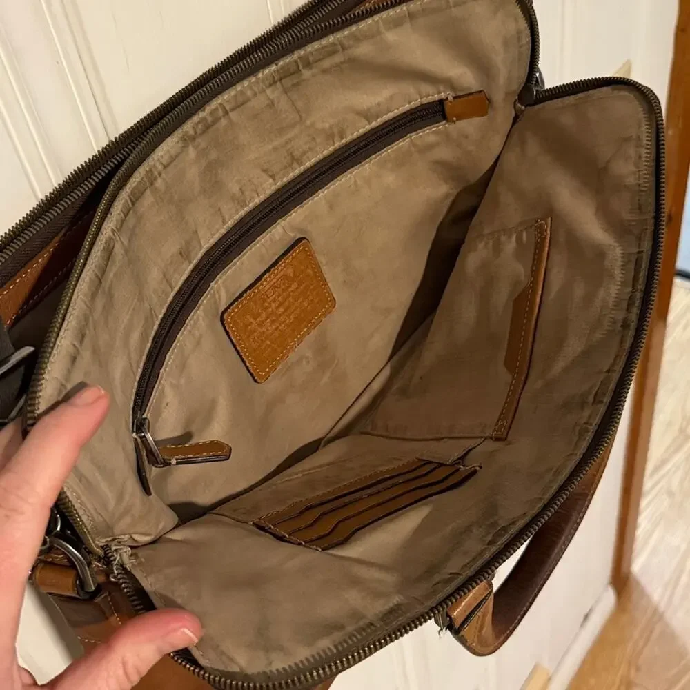 Tumi vintage brown leather minimalist crossbody messenger laptop briefcase bag